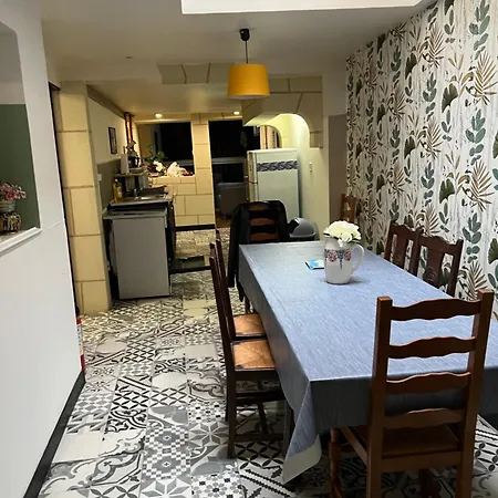 Sainte Therese - La Selva לורדה